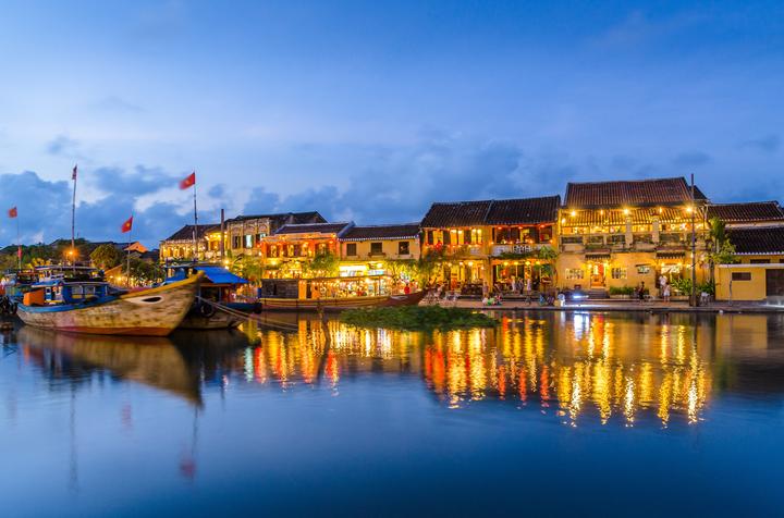 Hotspot Matrix: Biến HOT: Trấn Thành chính thức thành cơ hội marketing đột phá