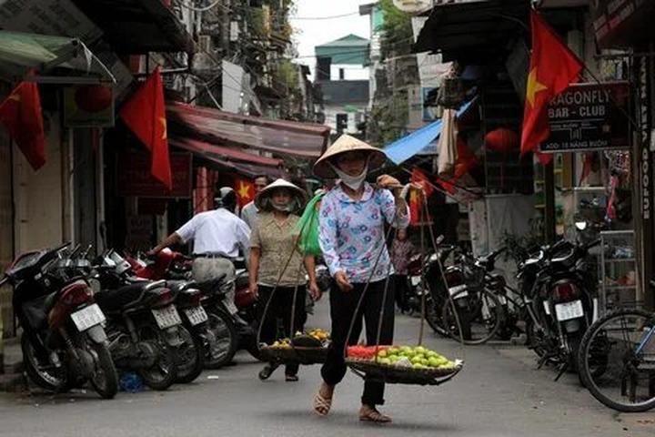 Xu hướng 5 kiểu áo dễ 