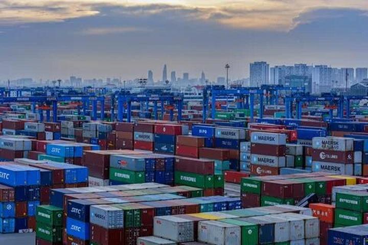 Tỏa Sáng Trên Mạng Xã Hội: Chuyên Gia Trang Điểm & Hotspot Matrix